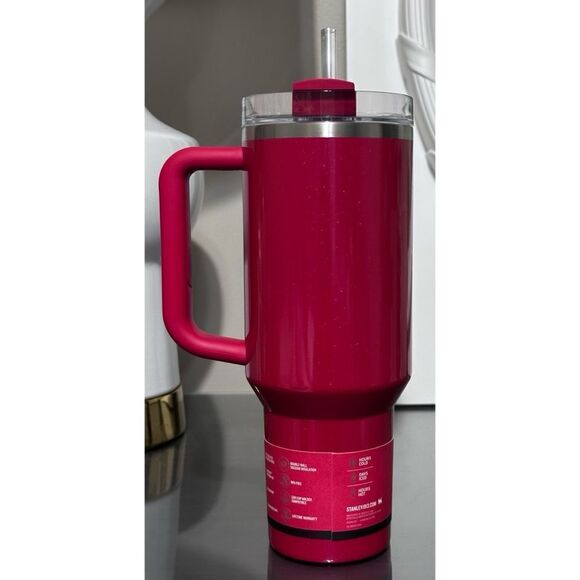 Stanley X e.l.f. Quencher H2.0 FlowState 40oz Tumbler, RED DELICIOUS - Picture 2 of 4